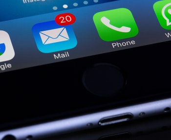 Big Email Deliverability is Smarter than a Tiny URL Big Email Deliverability is Smarter than a Tiny URL